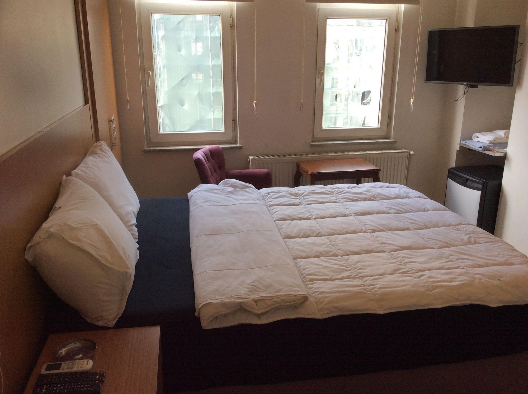 Hotel Yonca Istanbul Ngoại thất bức ảnh